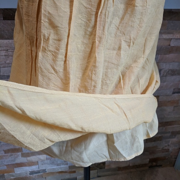 Beauty Is Here Tank - Picture 3 of 6